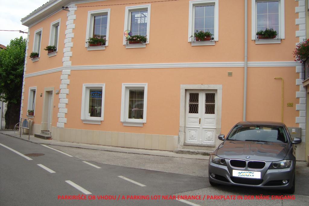 Apartment Thomas Vipava Bagian luar foto