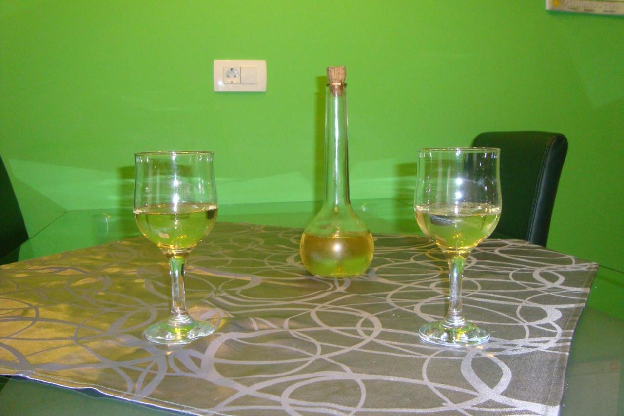 Apartment Thomas Vipava Bagian luar foto